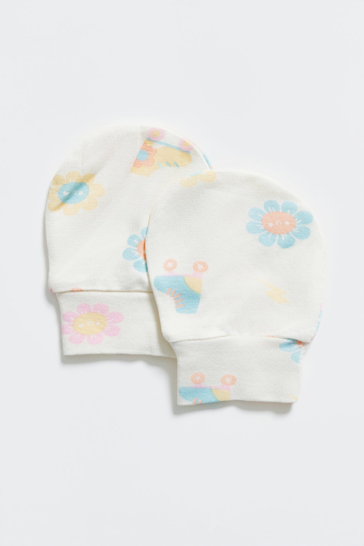 Not Too Big Daisy Crew Hat And Mitt Set